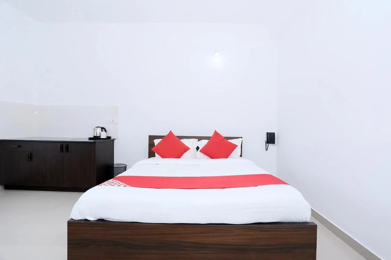 Flagship Camp Mars Apartments, Kochi Hotel