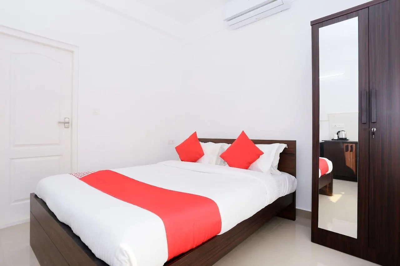 Hotel Flagship Camp Mars Apartments, Kochi