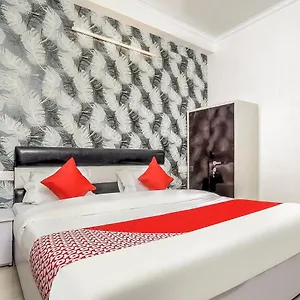 Oyo 19132 K Residency Hotel
