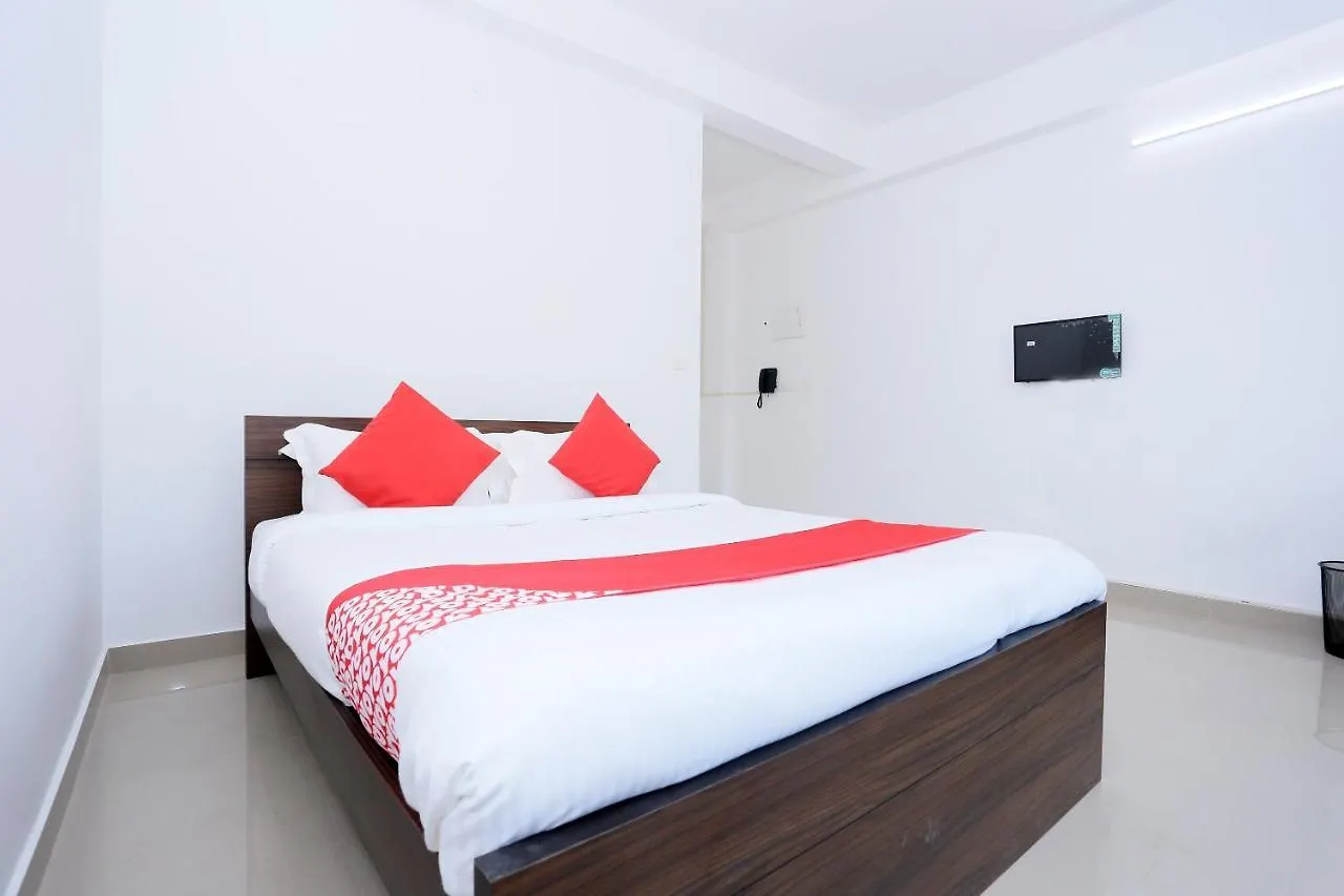 Flagship Camp Mars Apartments, Коччи 3*,  Индия